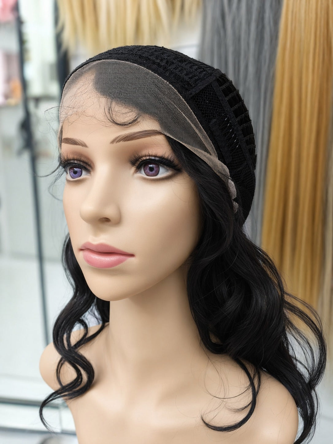 Peluca Anny – Lace Front - Corte Degrafilado/Capas -Tono Castaño Obscuro