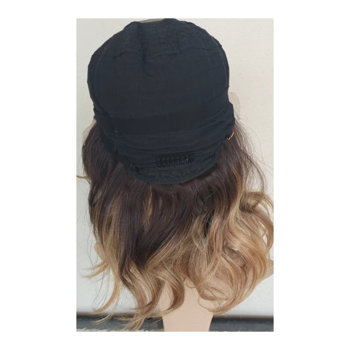 Peluca "Roxana"Oncologíca/Alopecia-Ondulada-Rubia